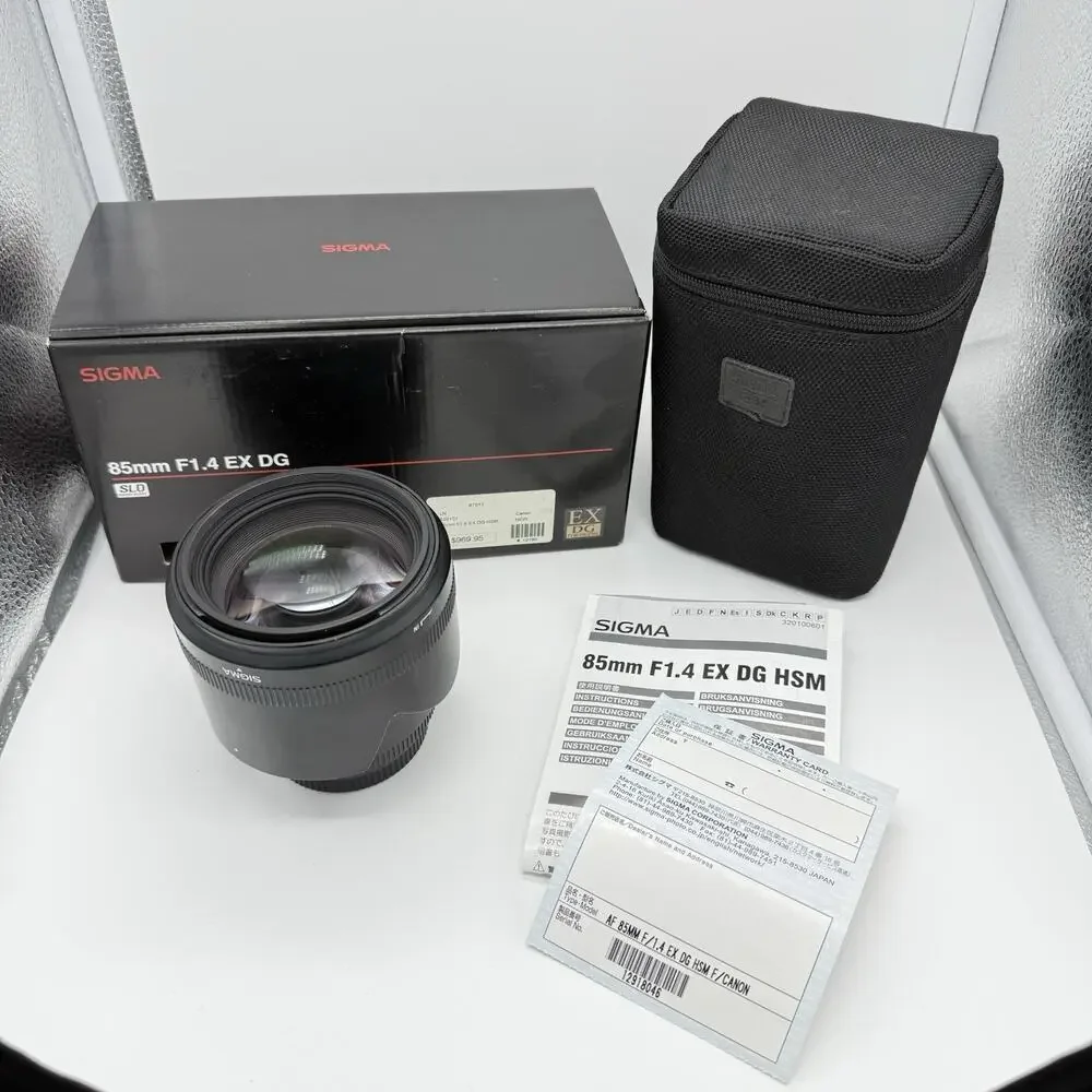 Sigma 85mm f/1.4 EX DG HSM Lens for Canon (Excellent Condition) In box